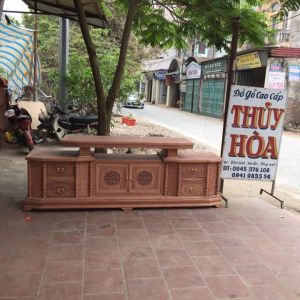 Kệ tivi cột nho gỗ hương vân 240cm