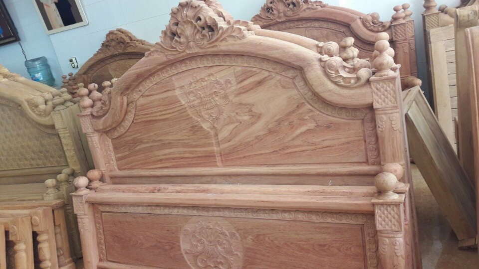 Giường gỗ gụ 1m8x2m (thanh giường 4cm, mặt lan)